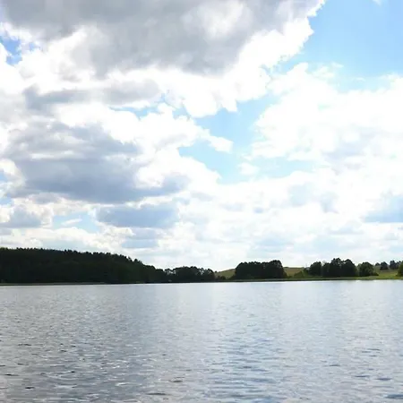 Alojamento de Turismo Selvagem Zielone Wzgórze *